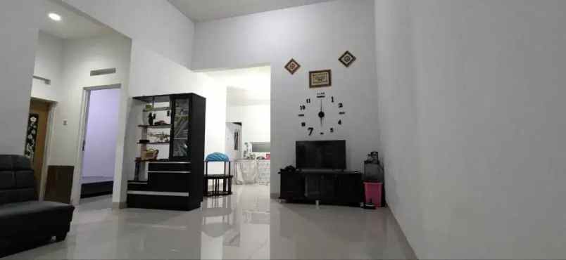 dijual rumah cibeber