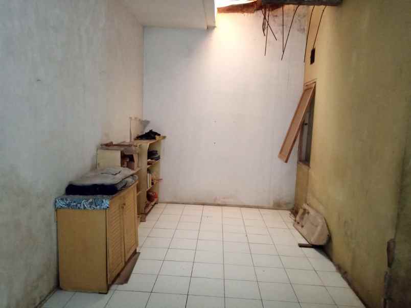 dijual rumah cigondewah hilir