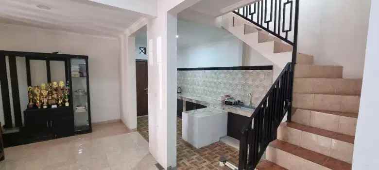 dijual rumah cilandak barat