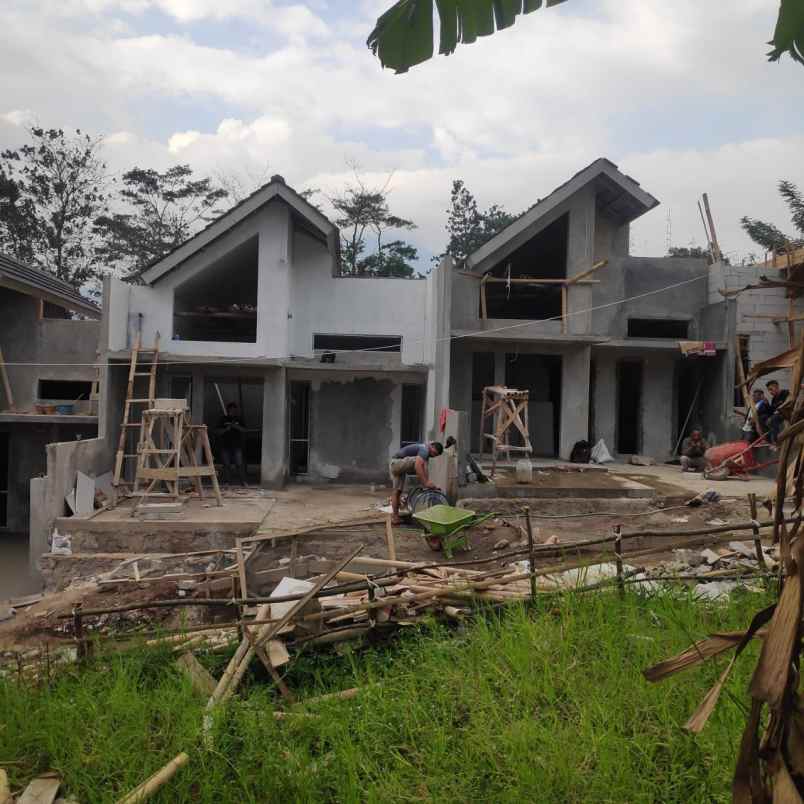 dijual rumah cilengkrang cipadung
