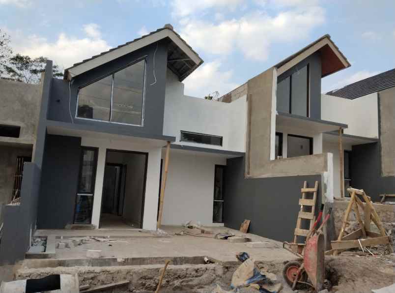 dijual rumah cilengkrang cipadung