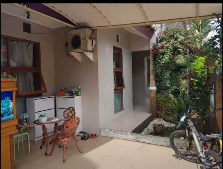 dijual rumah cipedak jalan purwa
