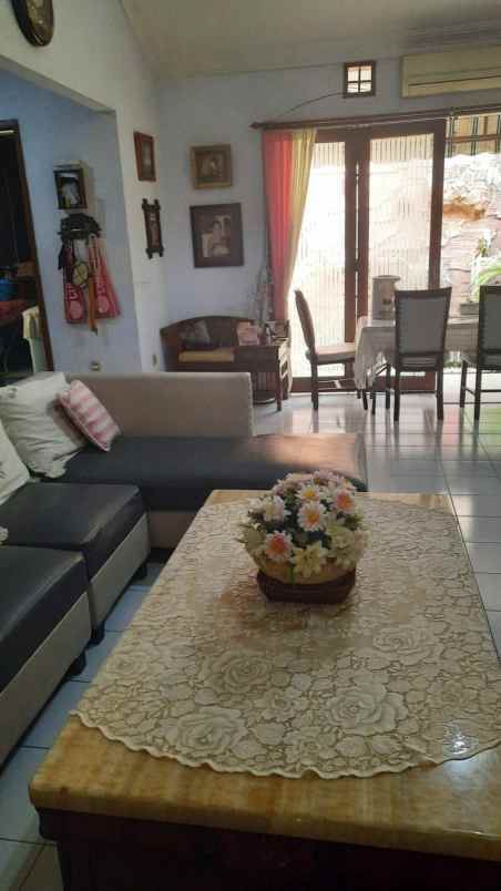 dijual rumah cipedak jalan purwa