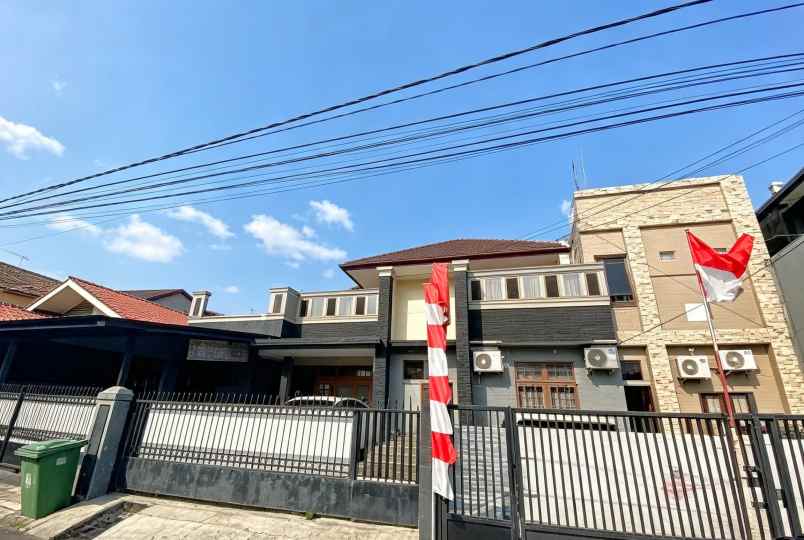 dijual rumah cipinang melayu