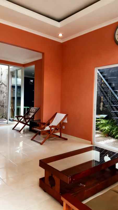 dijual rumah ciputat