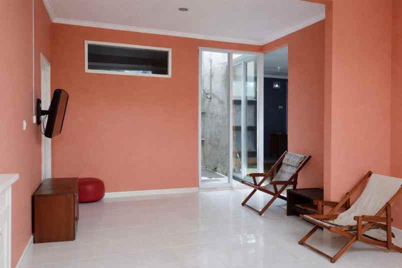 dijual rumah ciputat