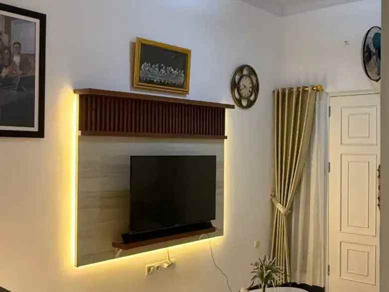 dijual rumah ciracas