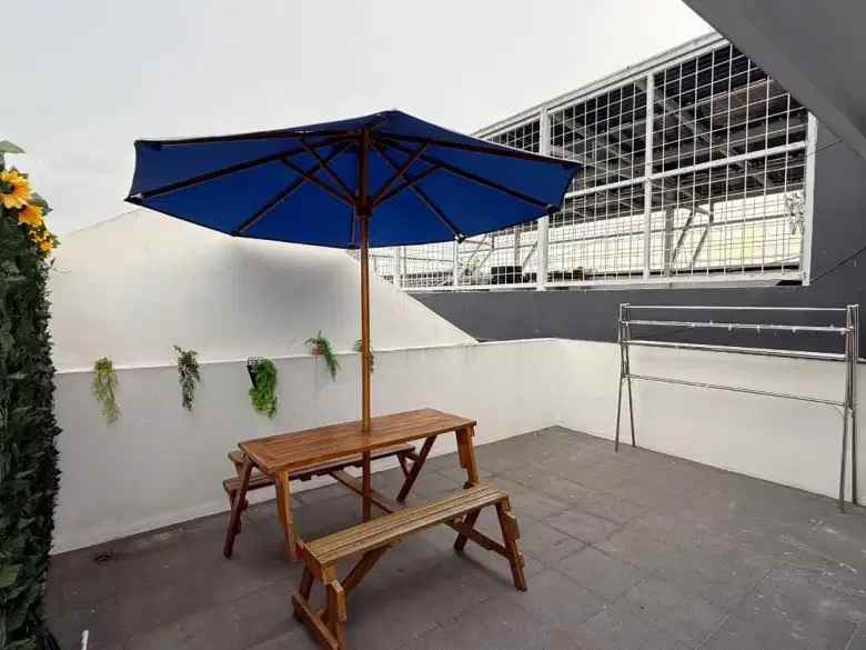 dijual rumah ciracas