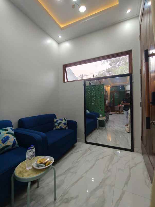 dijual rumah ciracas jakarta timur