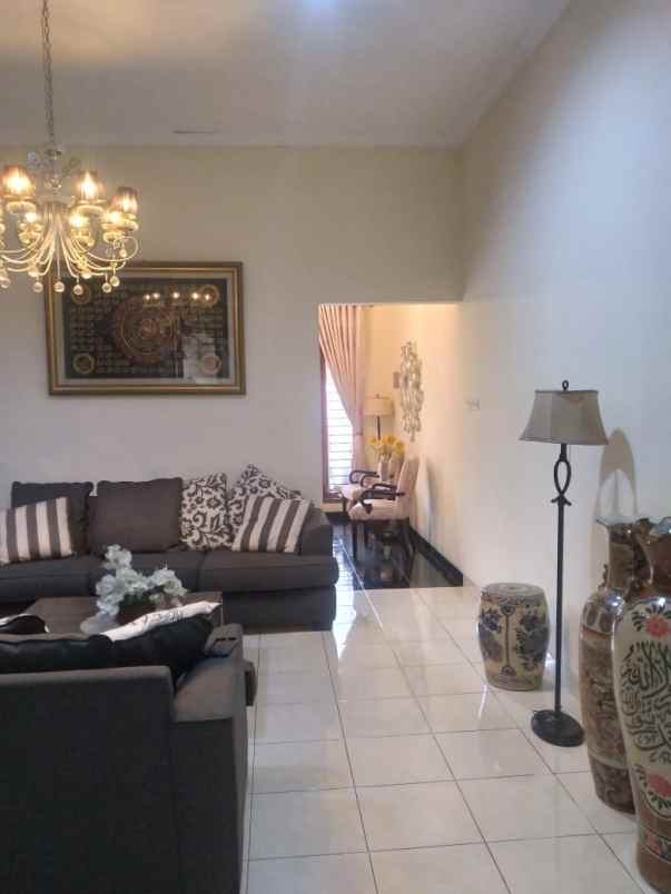 dijual rumah cirendeu ciputat timur