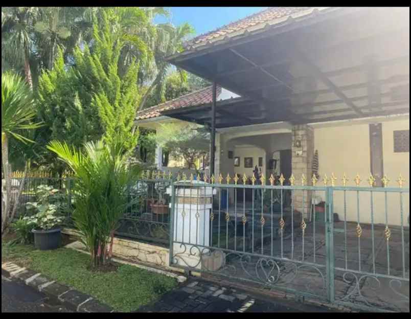 dijual rumah citra grand