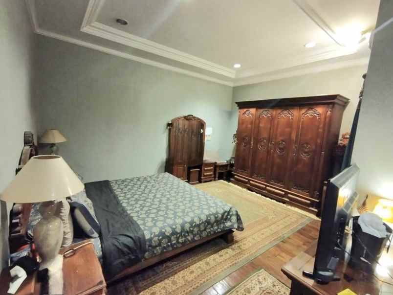 dijual rumah citraland