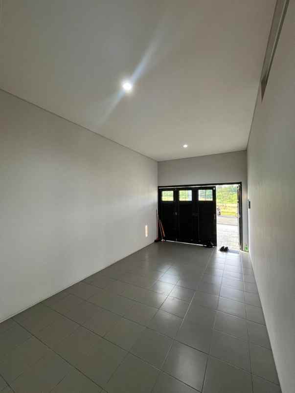 dijual rumah citraland puncak tidar