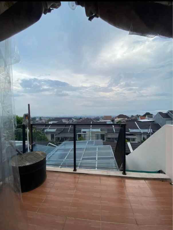 dijual rumah ciwaruga cluster bandung