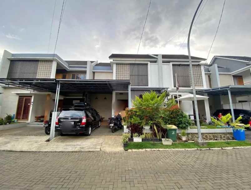 dijual rumah ciwaruga cluster bandung