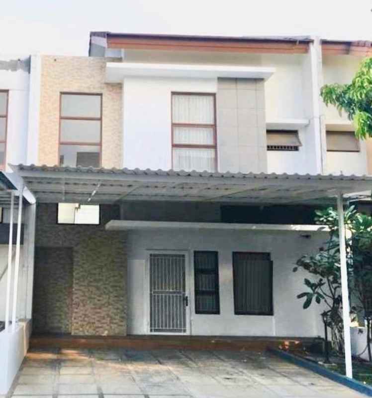 dijual rumah cluster alamanda jgc