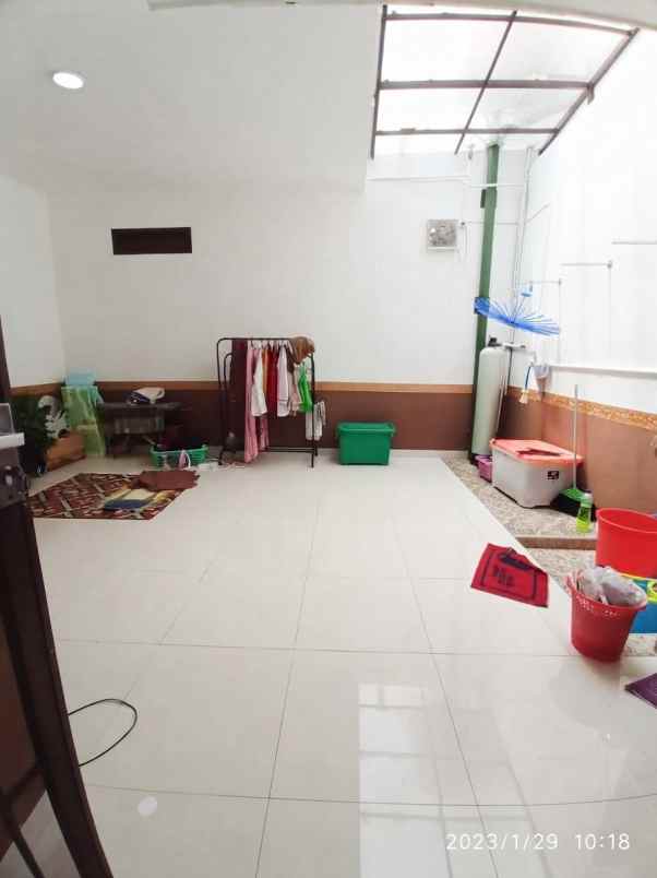 dijual rumah cluster antapani city dkt