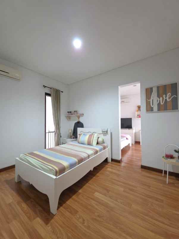 dijual rumah cluster asia tropis kota