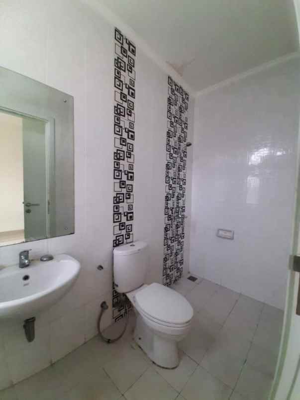 dijual rumah cluster la seine jgc