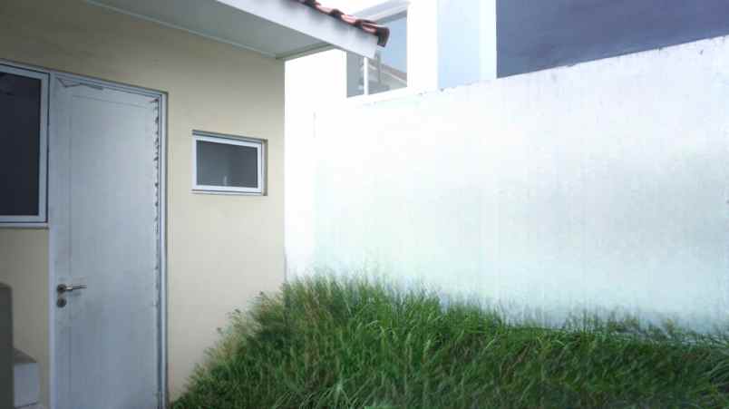 dijual rumah cluster la seine jgc