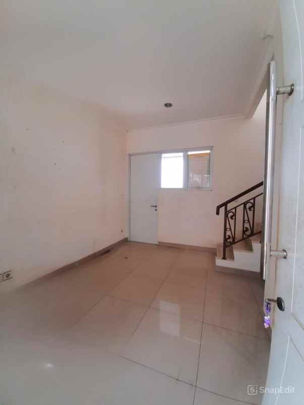 dijual rumah cluster la seine jgc