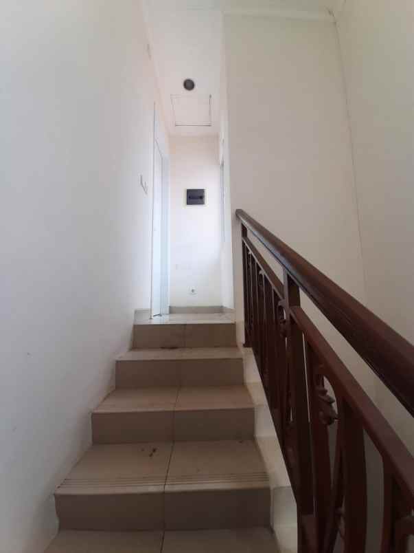 dijual rumah cluster la seine jgc