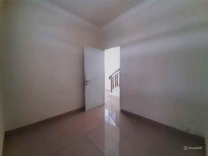 dijual rumah cluster la seine jgc