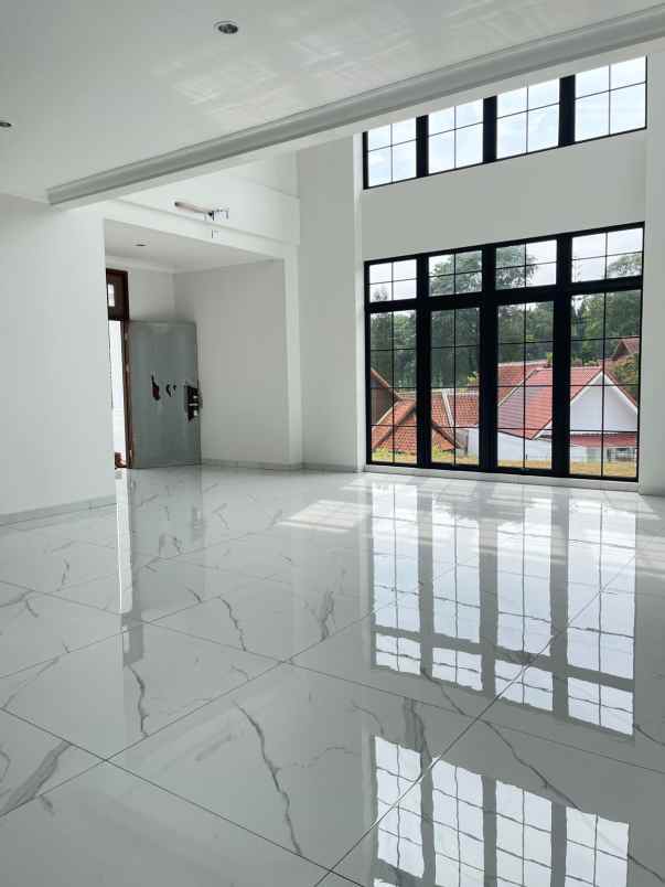 dijual rumah cluster rosewood golf