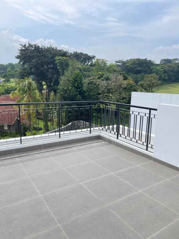 dijual rumah cluster rosewood golf