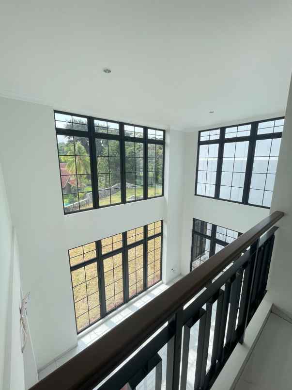 dijual rumah cluster rosewood golf