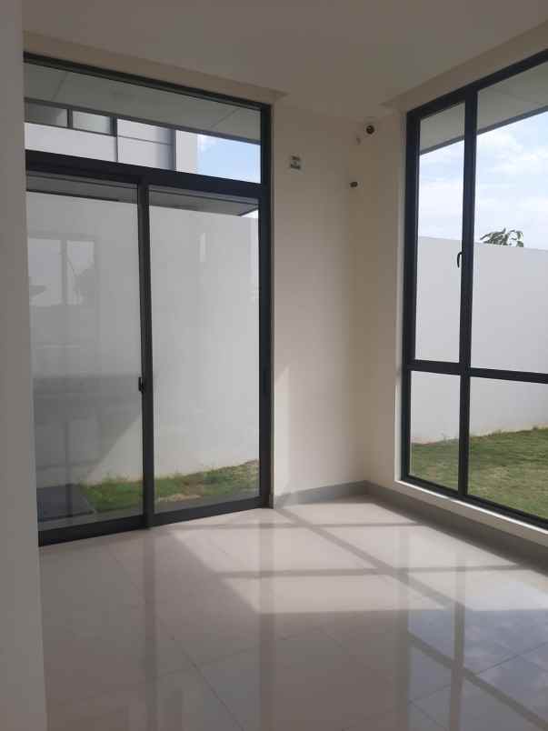 dijual rumah cluster sentarum asya jgc