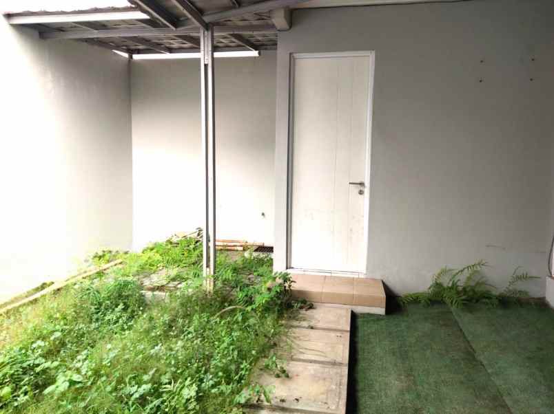 dijual rumah cluster yarra jgc jakarta