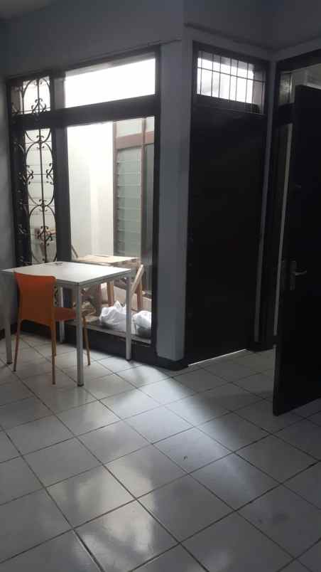 dijual rumah cocok untuk kosan daerah tubagus ismail