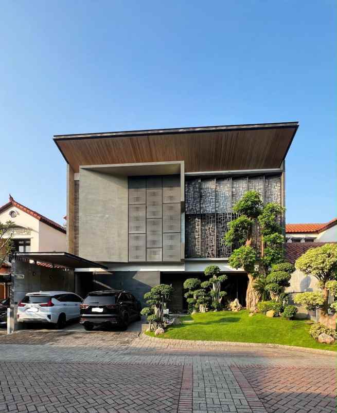 dijual rumah crystal golf citraland