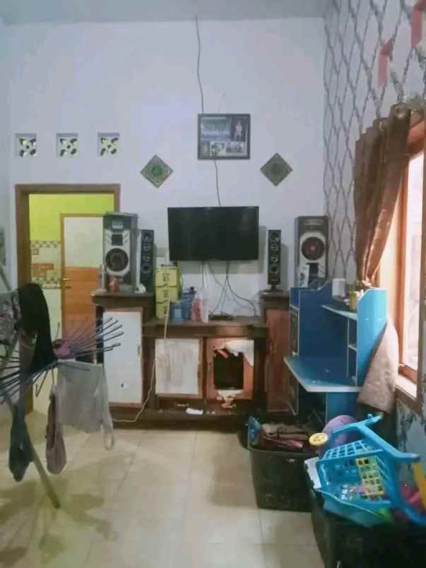 dijual rumah dan kandang ayam murah