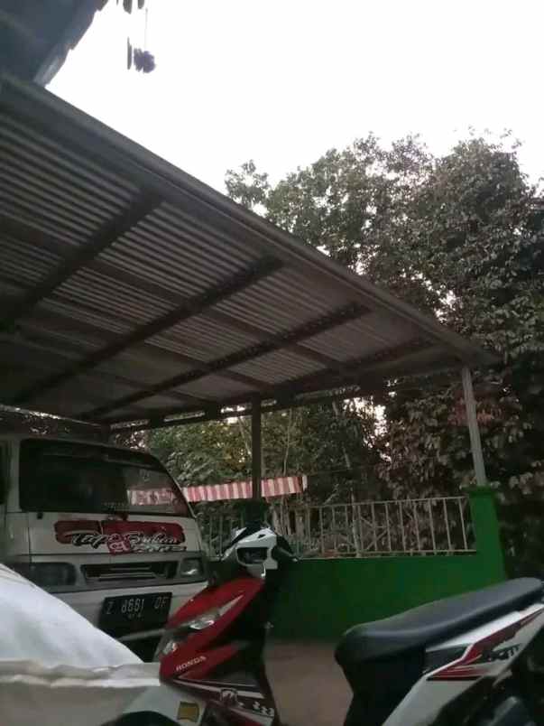 dijual rumah dan kandang ayam murah