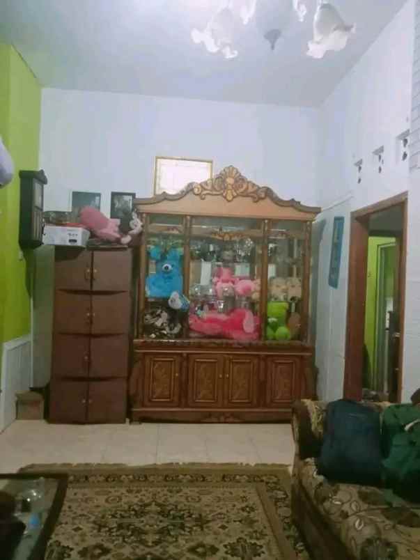 dijual rumah dan kandang ayam murah