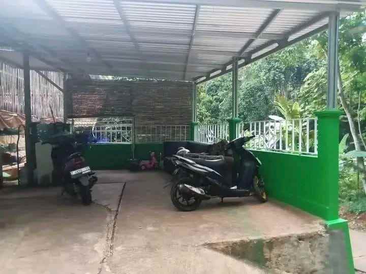 dijual rumah dan kandang ayam murah
