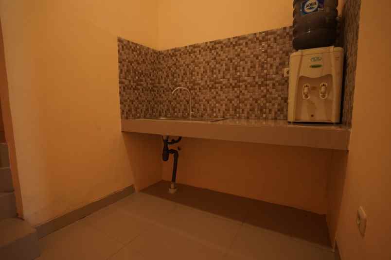 dijual rumah danau kelapa dua