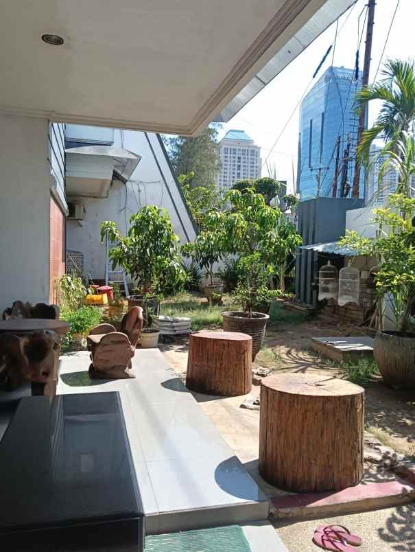 dijual rumah darrmo permai selatan