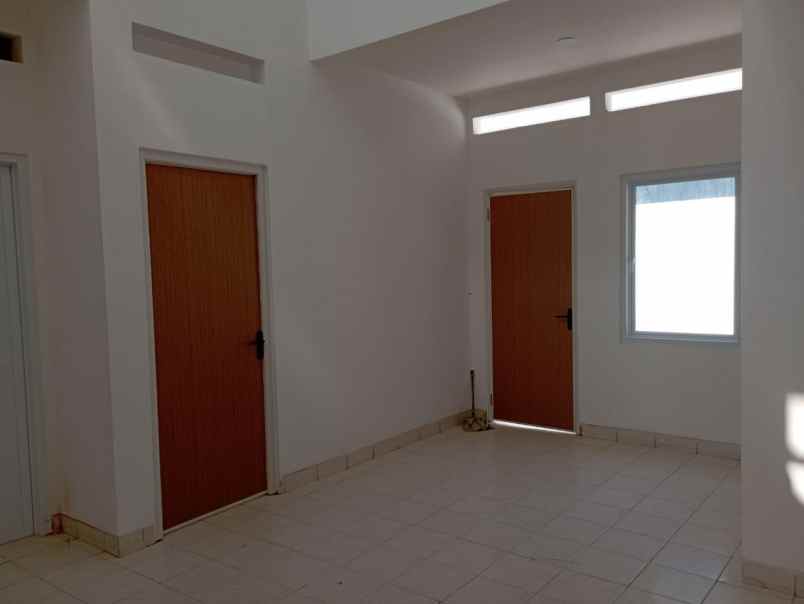 dijual rumah dekat grand wisata