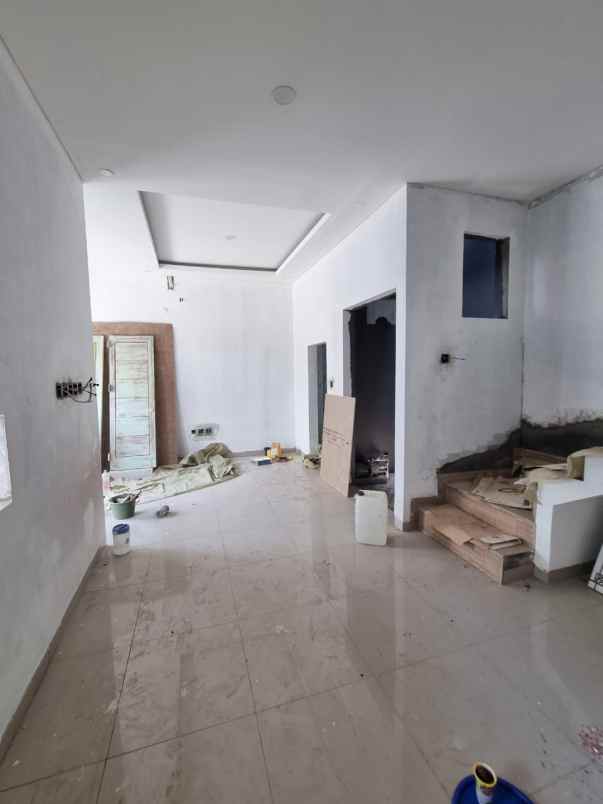 dijual rumah dekat kampus upn pondok labu