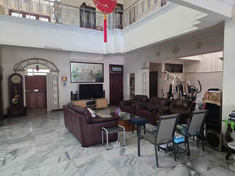 dijual rumah dharmahsada