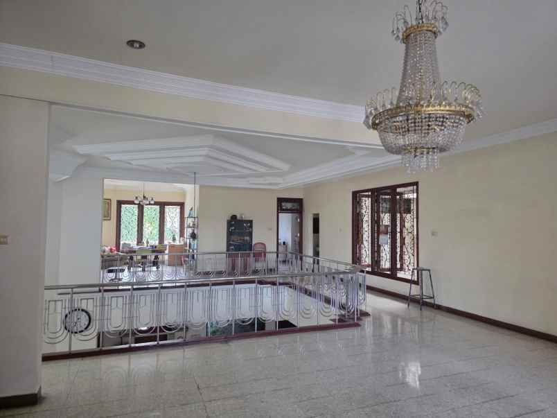 dijual rumah dharmahsada