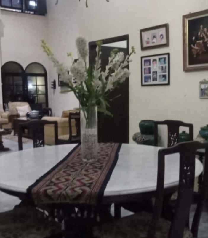 dijual rumah dharmahusada indah