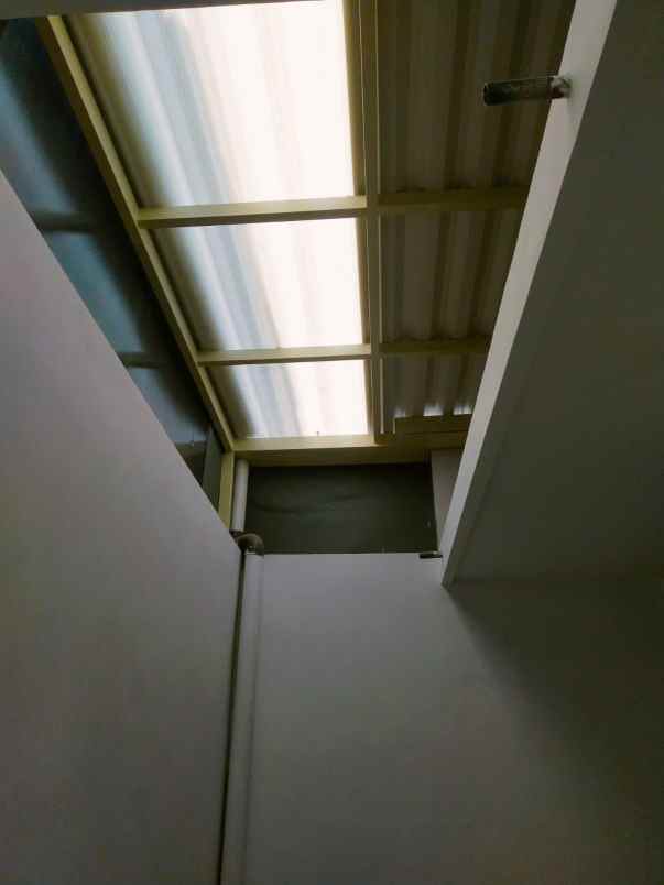 dijual rumah di austin ville malang