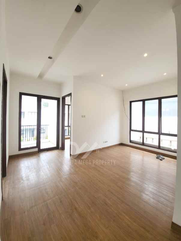 dijual rumah di bintaro