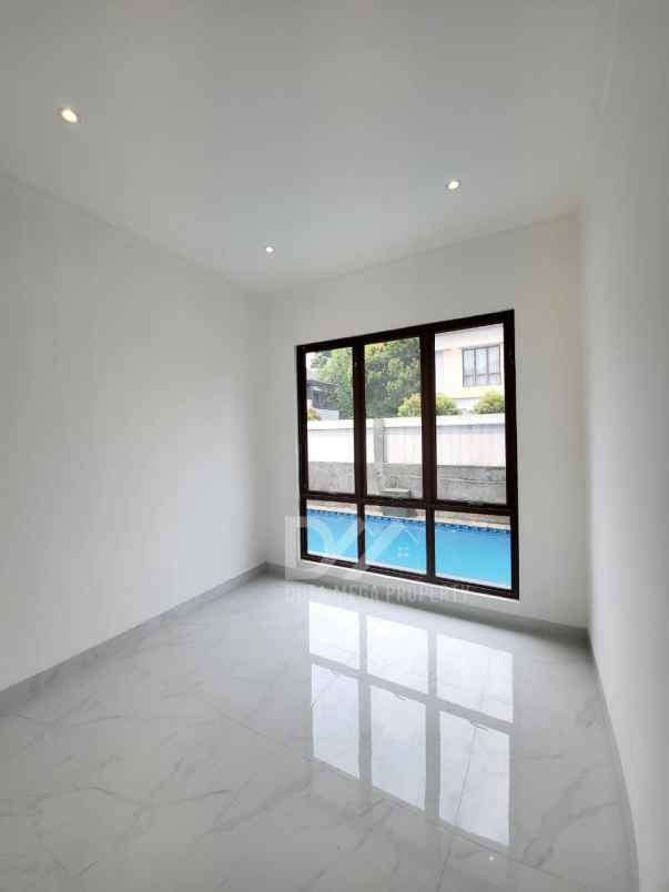 dijual rumah di bintaro