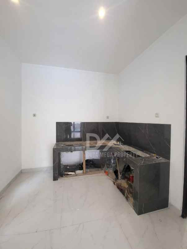 dijual rumah di bintaro