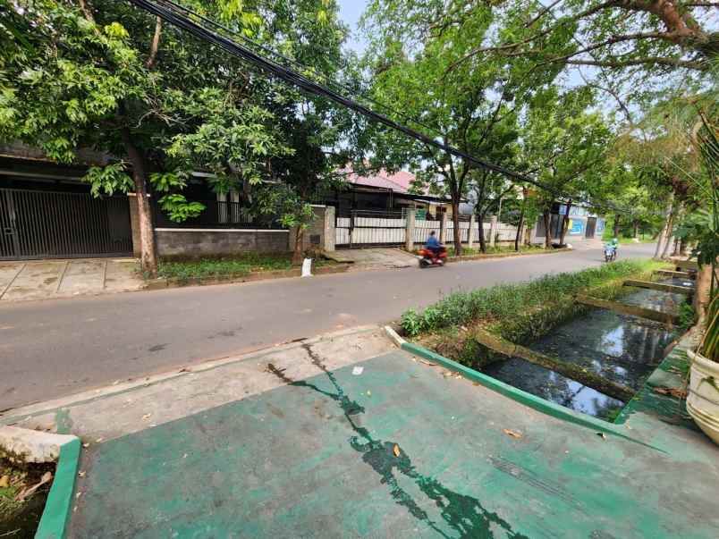 dijual rumah di joglo kembangan jakarta barat